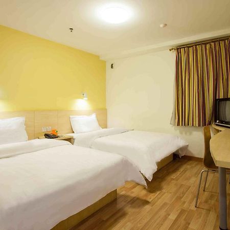 7Days Inn Nanjing Xuanwu Lake East Coach Terminal Buitenkant foto
