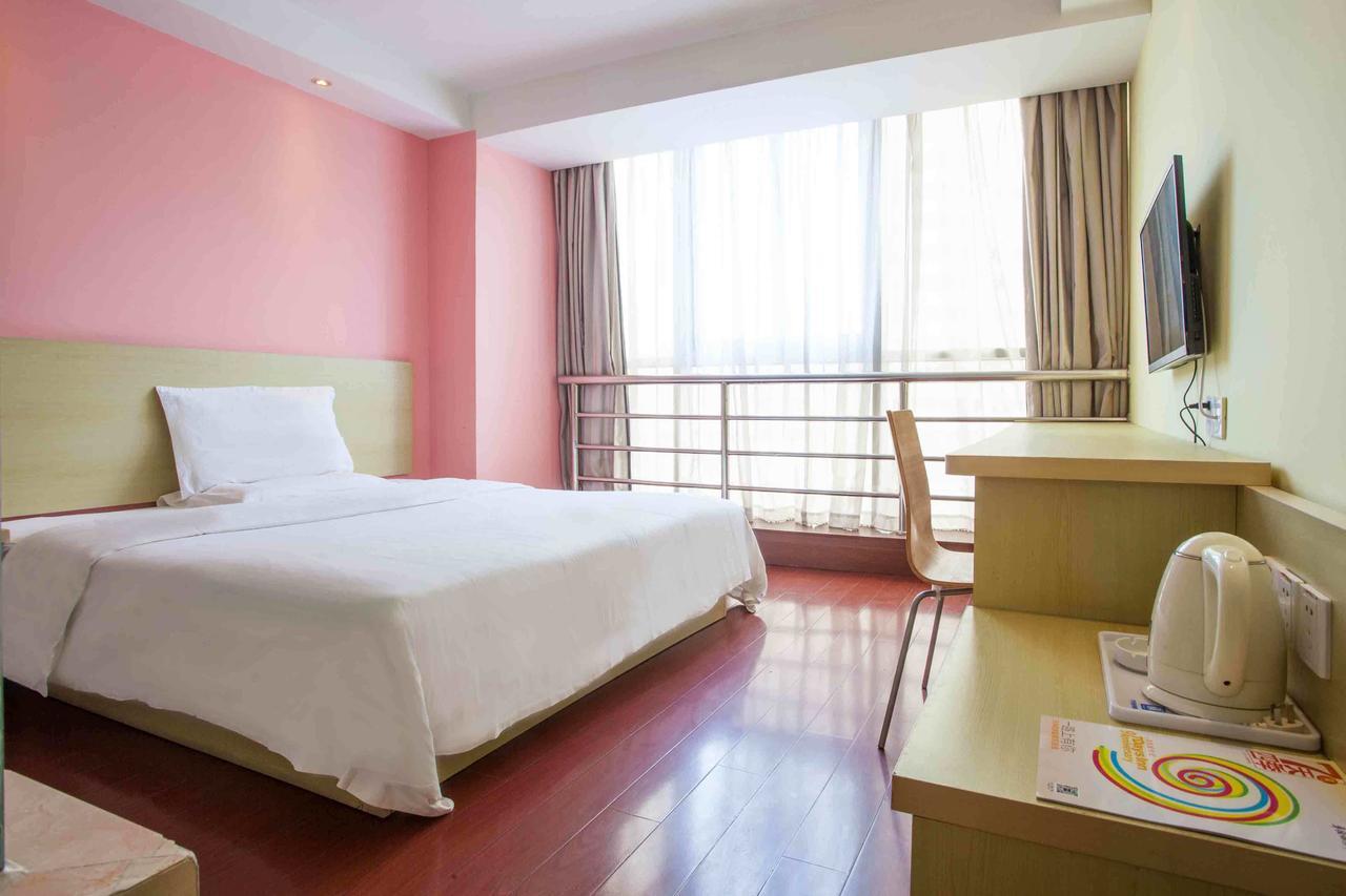 7Days Inn Nanjing Xuanwu Lake East Coach Terminal Buitenkant foto